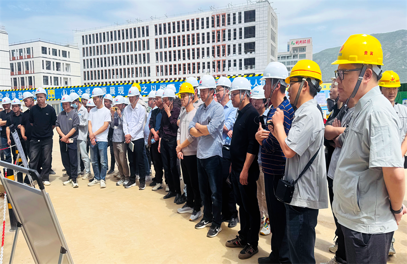 2025年4月17日，由莆田市涵江区住房和城乡建设局主办、DG视讯三建承办的钢筋安装工程质量防控现场交流会在联东U谷·涵江海峡智造产业谷一期成功召开。